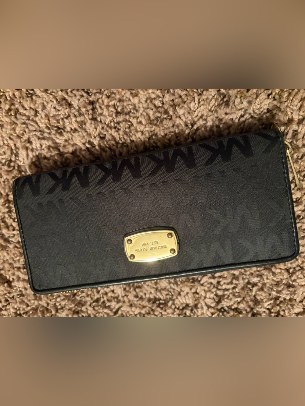 Michael Kors Black Signature Continental Wallet